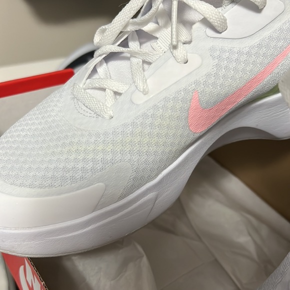 Nike Wearallday GS(YOUTH SIZE) - Picture 4 of 5